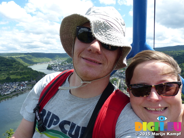 FZ016387 Marijn and Jenni on chairlift in Boppard